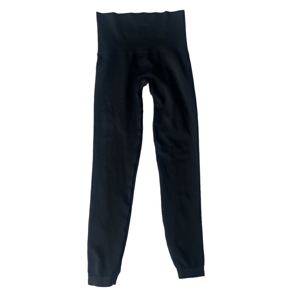 SPANX Women's Black Cropped Leggings sz M